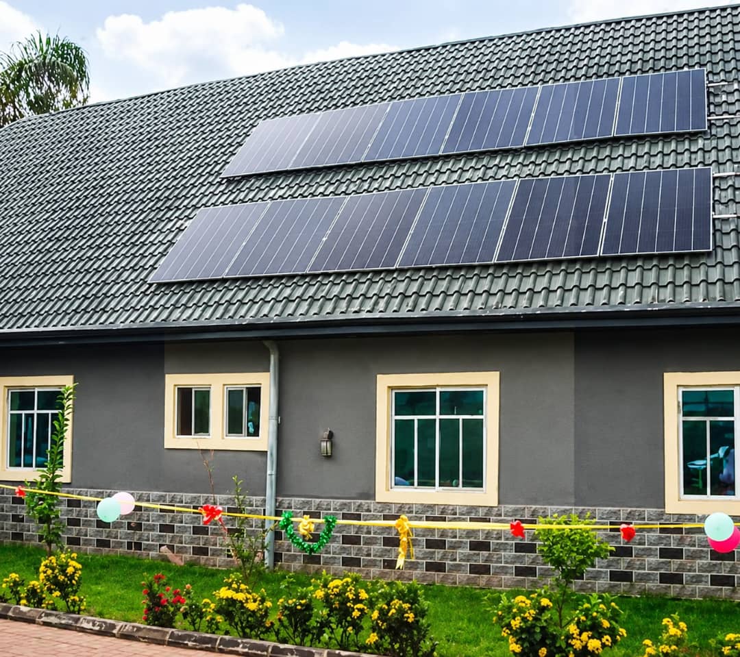 Chima Amadi installs solar power at Mbaise school