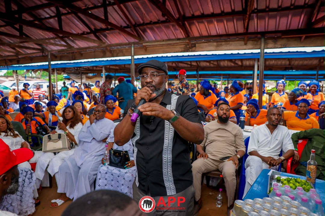 Dr Chima Amadi during his August Meeting engagement with the  Women’s Wing of Okpulla Amakaohia Development Union (OADU), Ikeduru Local Government Area on Monday.
